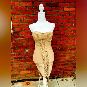 Body Con dress w/ Laceup